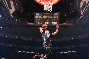 九游博彩-_马刺防守屡建奇功，完美防线抵挡对手攻击_，马刺防守最厉害的是谁