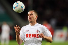 九游娱乐官方-足球高校联盟加强跨省市技术合作，高校足球联赛历届排行