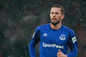 九游游戏中心-_无人机舞蹈巡游：空中艺术与速度的结合_，无人机舞台航拍技巧